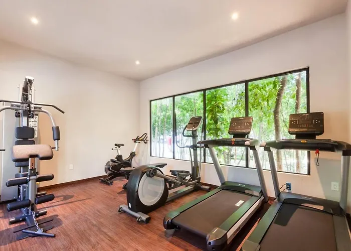 Cobalto Coto810min Beach,wifi200mb,gym,pools,king Holiday home